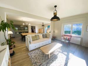 Maisons de vacances Maison 5 chambres a 150 m de la plage, renovee, jardin, proche restaurants et commerces - FR-1-481-161 : photos des chambres