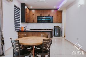 Ipoh Garden Luxury House By Verve (14pax)