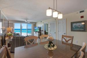 Pelican Beach 1014 by Pelican Beach Management