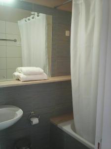 Kalydna Island Hotel