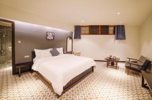 Brick House Dalat Hotel