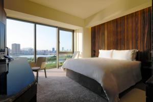 High River Studio Double, Guest room, 1 King, River view