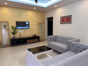 Desa Tebrau 1 Near IKEA Toppen PeiKin Long Sing HeLiXuan Restaurant