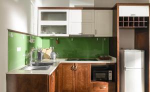 *SUPER LOCATION*2 BEDS*OLD QUARTER