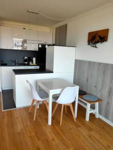 Ferienwohnung Sagenstube im Panoramic Hohegeiß 16 Etage Fahrstuhl Hoch hinaus im Harz