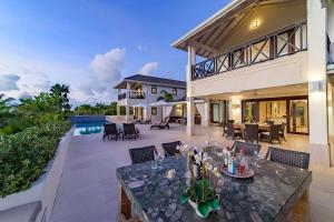 Infinity House villa