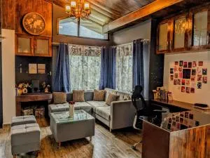 Kavi's Vacation Homes - Sainj - 马恩迪