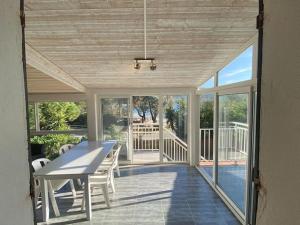 Aleatico, appartement T3 climatisé 50 m de la plage