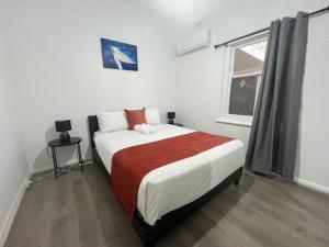 Tashas Duplex on Muller