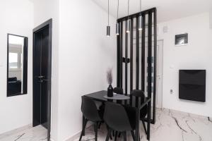 Blue Trail Apartment