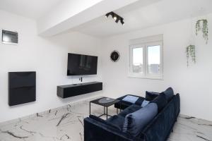 Blue Trail Apartment 