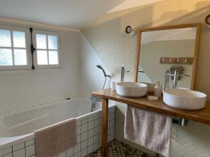 Maisons de vacances Chalet entre ocean et foret au calme : photos des chambres