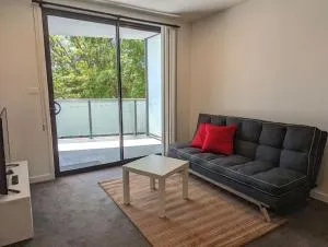 Apartment at Griffith 2bd 2bth - Fyshwick