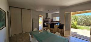 Appartements Rez-de-villa T4, idyllique et independant : photos des chambres