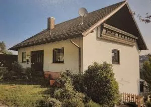 Ferienwohnung Unterm Wald - Pool + Garten + Panorama - Бад-Зобернгайм