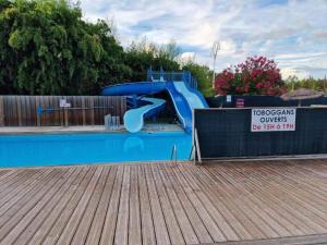 Campings grand mobil home domaine La Lande : photos des chambres