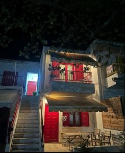 Glifa Beach House Maisonette