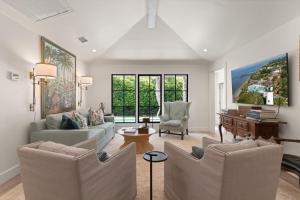 Park Cottage - 609 Oak Street