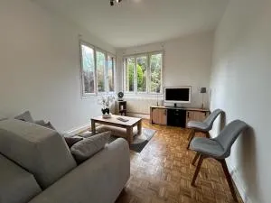 Appart - proche gare - 4 pers - La Celle-Saint-Cloud