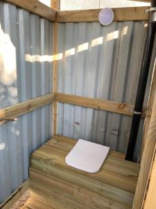 Rescorla Retreats - Ivory