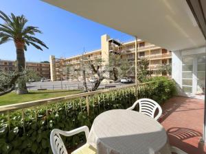 Plata baja en zona de Vilafortuny 102C - INMO22