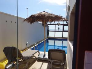 Designer Haus mit beheiztem Pool (überdacht)