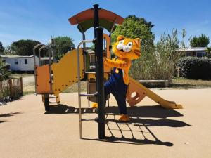 Chalets Entre Mer et Roseaux - Piscine - Proche centre et mer - Petfriendly : photos des chambres