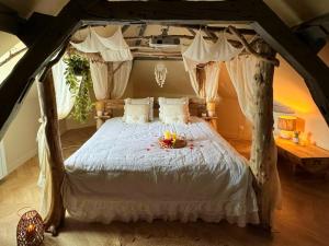 Duplex Safari jusquà 4 personnes, Spa, cinéma et lit sous les arbres, day use, 10 min centre