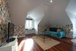 Ideal apartamento para parejas a 5 minutos de Santander con plaza de garaje - Maliaño