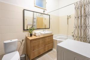 Super Central Cozy Home on the St. Stephen Road