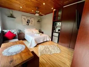 SharronDeez - Kuilsrivier