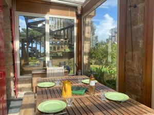 Appartement dans villa | 4 étoiles | Jardin | Tennis | Parking | Côte de Granit Rose - FR-1-542-61