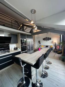 Appartements Superbe loft climatise avec terrasse a 4 km JO : photos des chambres