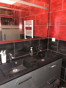 Appartements Superbe loft climatise avec terrasse a 4 km JO : photos des chambres