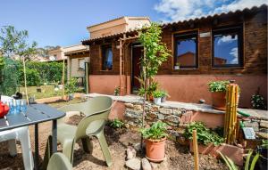 Awesome Home In Prunete With Wifi