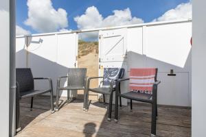 Welcome in - Slaapstrandhuisje, op strand Dishoek - Nr 345-346