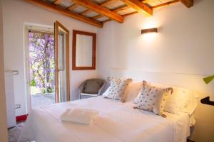 Casali Marchigiani - Ville vacanza private con piscina, giardino e vista panoramica