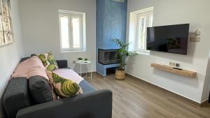 Nafsika Stone Apartment