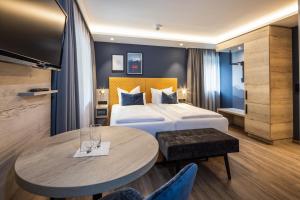 Double Room with Balcony room in Hotel Königssee