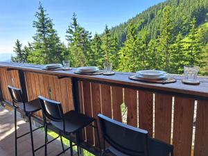 Golte SkiCenter App MOUNTAIN VIEW WITH BALCONY