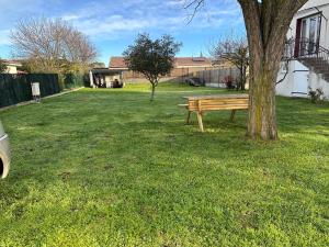 Maisons d'hotes Villa La Libellule 5 Chambres 2 Sdb 2 Wc Grand Jardin et Parking Prive : photos des chambres