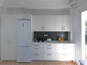 Stylish Sanctuary, Pangrati Gem Refurbished