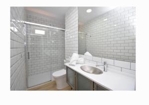 Apartamento Levante 3, con piscina y parking.