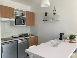 Appartements Appartement cosy proche rue pietonne et plages : photos des chambres