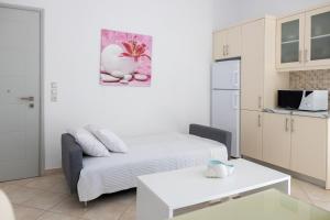 Lydias East Apartment