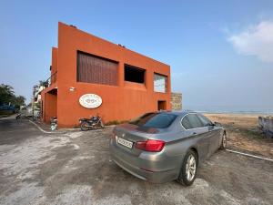 Izi Beach Stay Mamallapuram