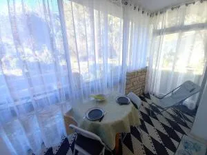 Saint Georges de Didonne - FAITES UNE HALTE - STUDIO - quartier boisé - Sémussac