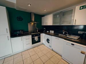 2br Mountain View City Centre