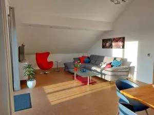 R7 Bodensee mit Seesicht sonnig ruhig groß - Seefelden