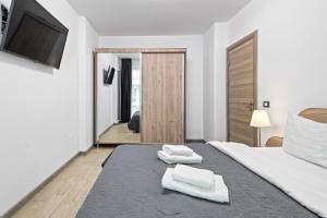 SeaSide - Pool & Spa Beach Resort